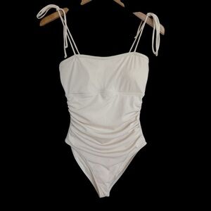 Kittenish by Jessie James Decker Women's Ribbed One Piece Swimsuit Beige S